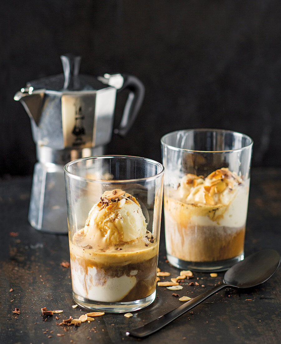 Almond affogato