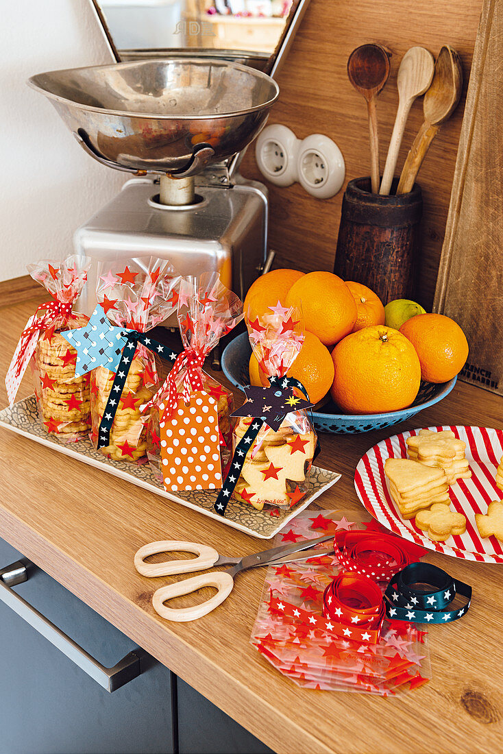 Biscuits in cellophane bags with homemade gift tags