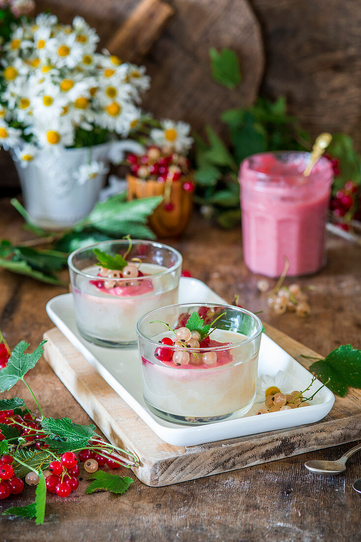 White currant jelly