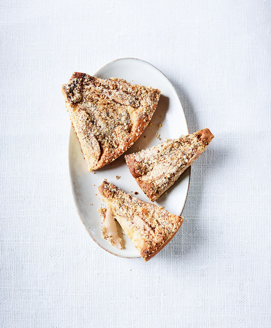 Pear cake made in a hot-air fryer