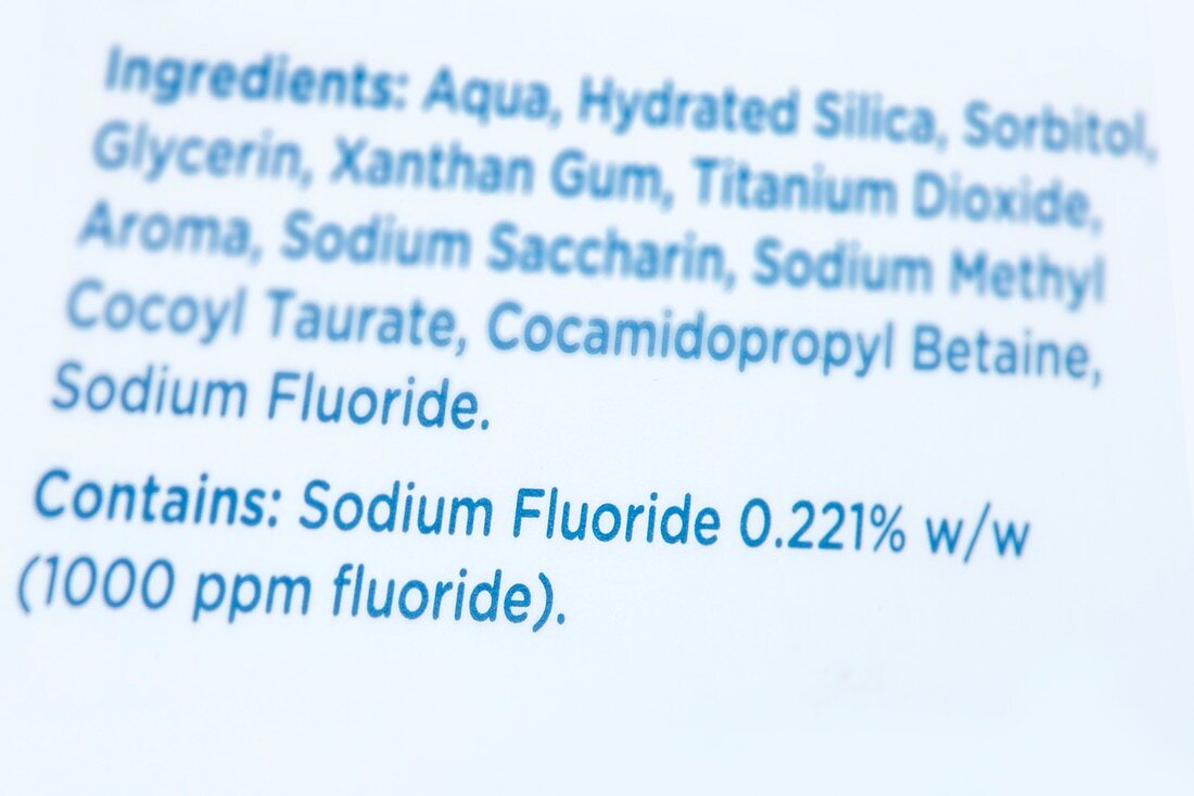 Children's toothpaste ingredients label