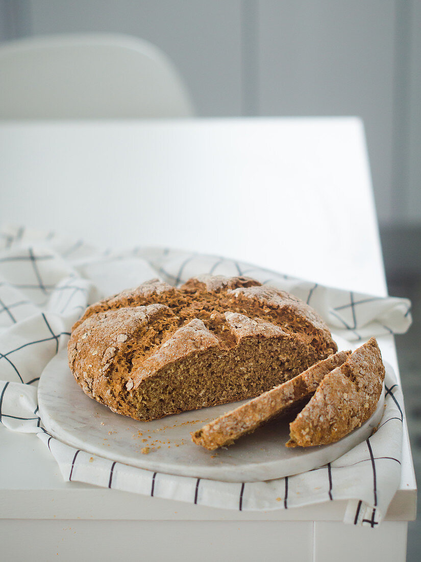 Homemade rye bread without wheat