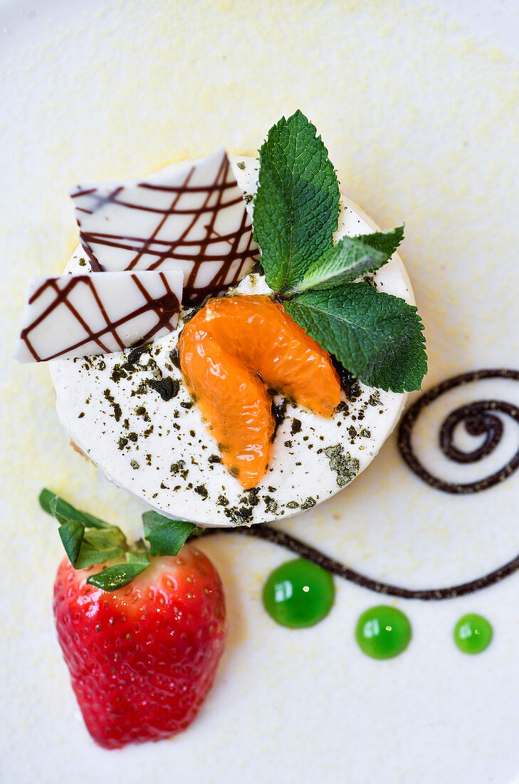 Cheesecake-Törtchen mit Tofu und Yuzu
