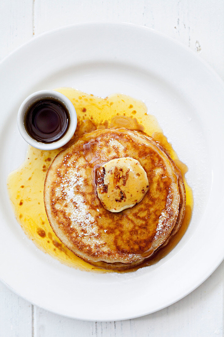 Buttermilk Pancakes with Maple syrup