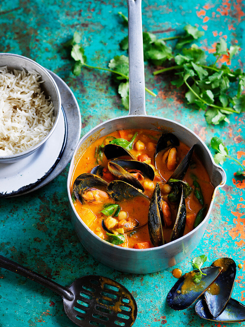 Mussel and Chickpea Korma