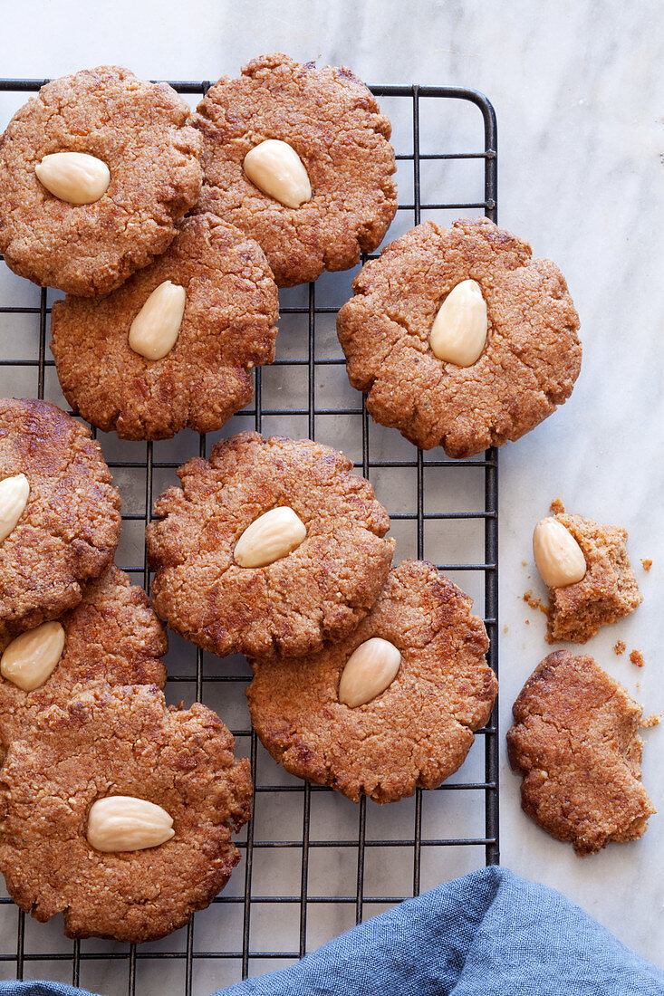 Almond and orange biscuits, keto low carb glutenfree dairyfree