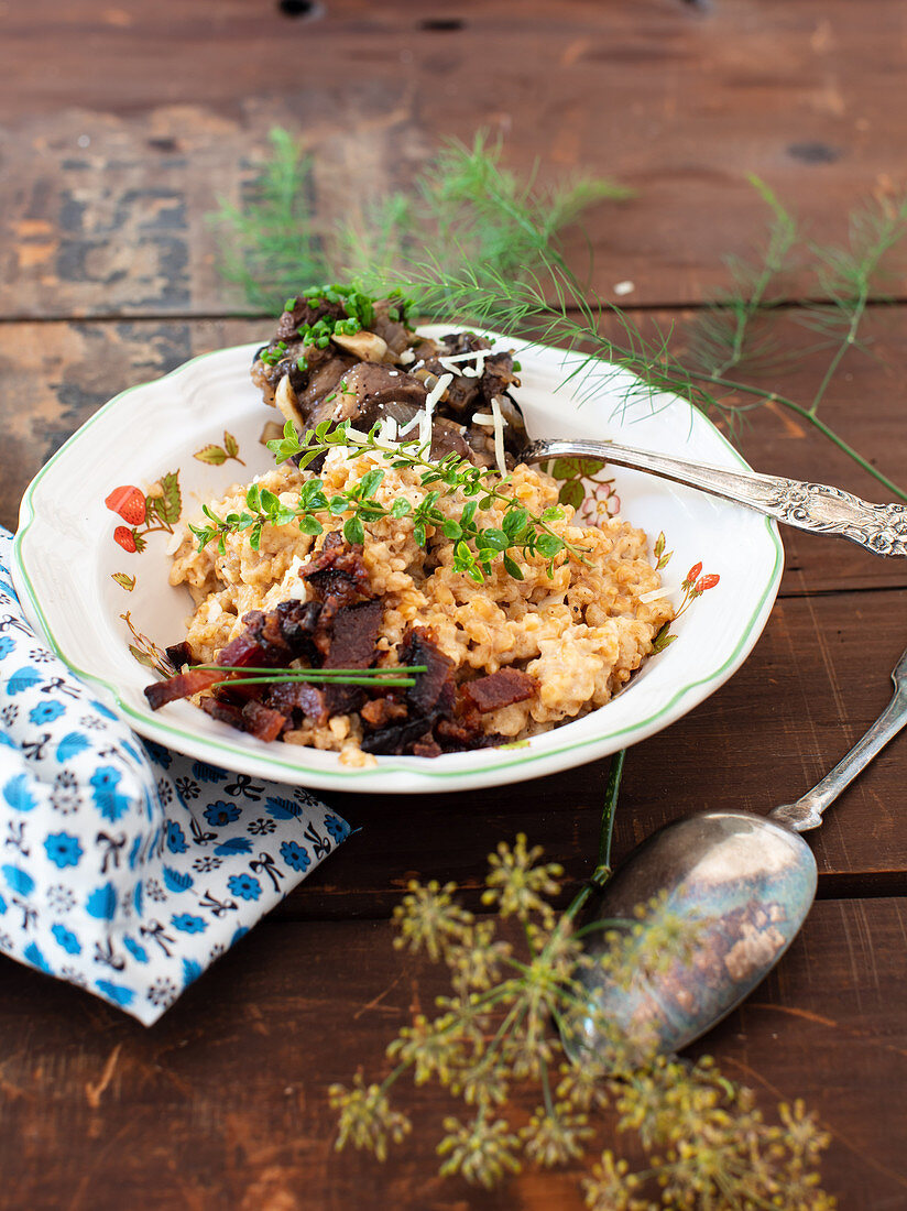 Einkorn-Risotto mit Pilzen und Kräutern