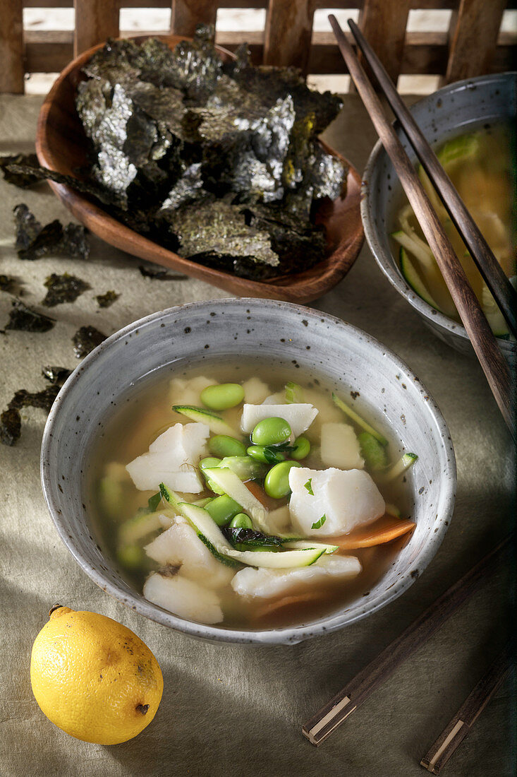 Fischsuppe mit Miso