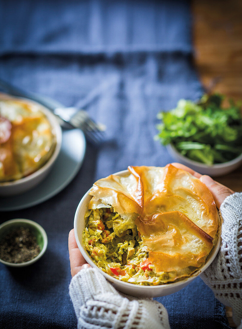 Chicken Pot Pie, Hähnchenauflauf mit Filoteig-Haube