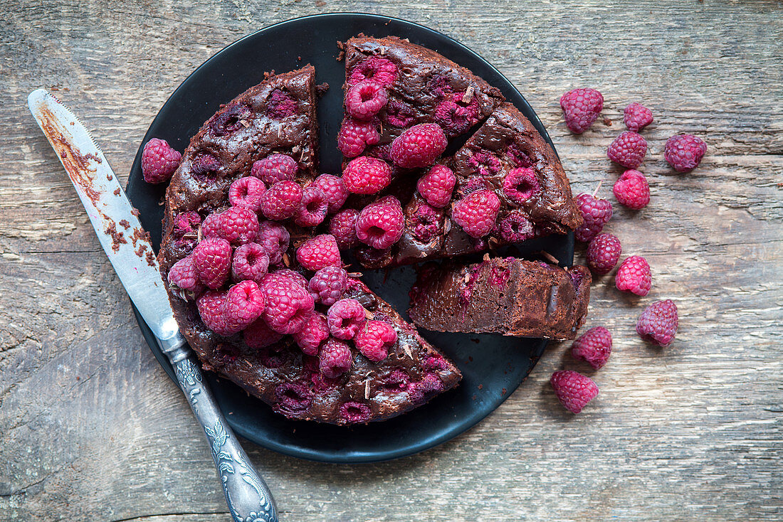 Raspberry brownies