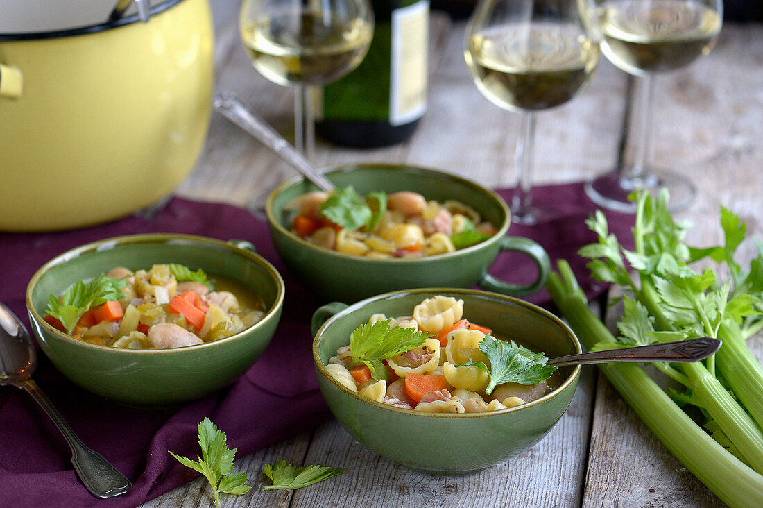 Italienische Pasta e Fagioli