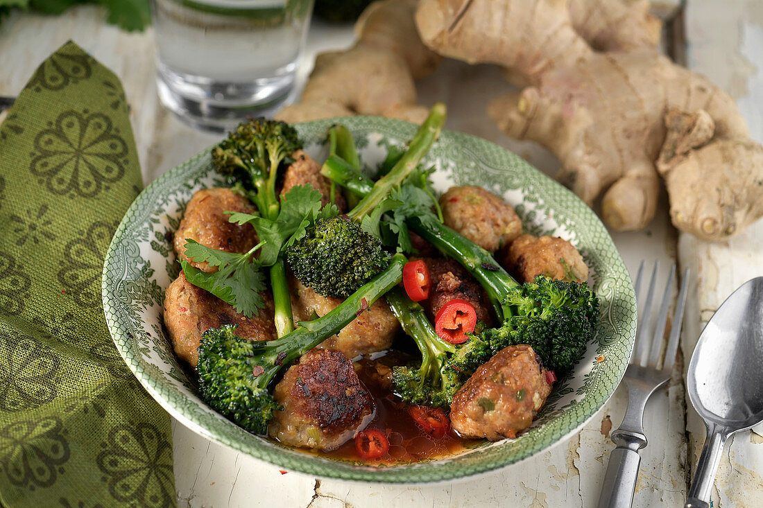 Chicken meatballs with broccoli, chilli and ginger
