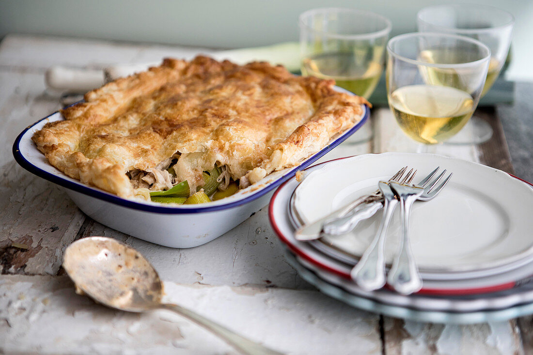 Chicken and leek pie