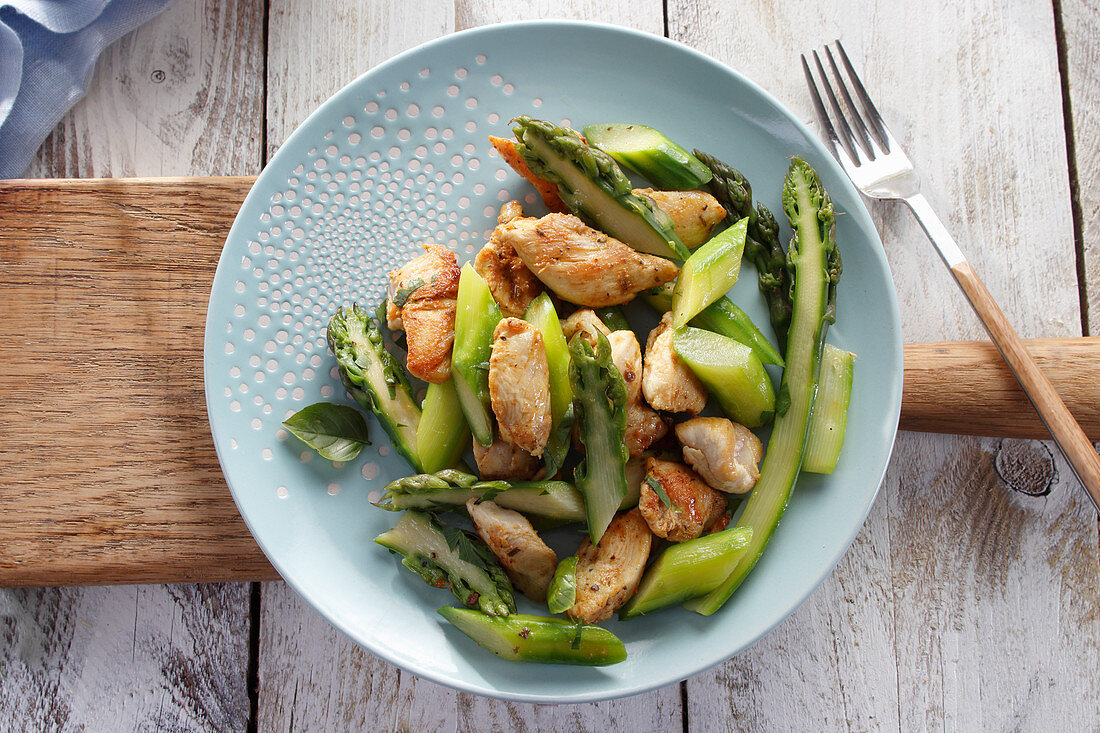 Chicken with asparagus