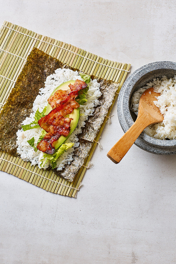 Bacon and lettuce maki with avocado