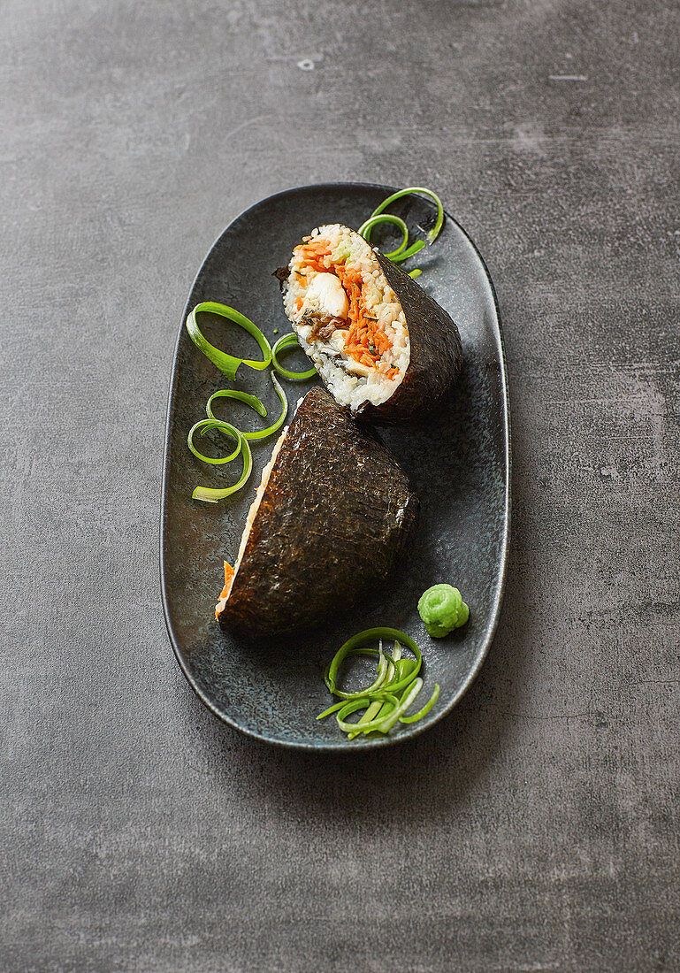 Oriental sandwich with seabream and miso carrot salad