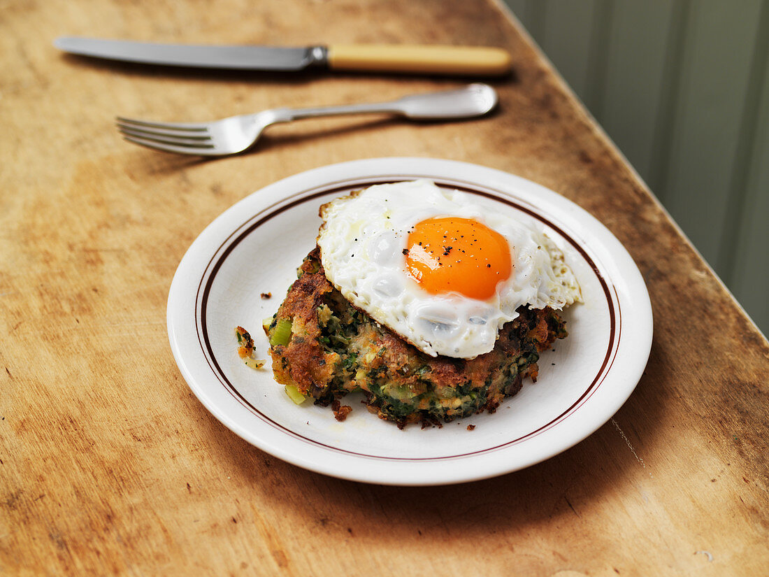 Bubble And Squeak mit Spiegelei (England)