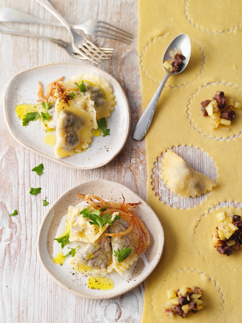 Ravioli filled with Panhas – sausage from North-Rhine Westphalia, Germany