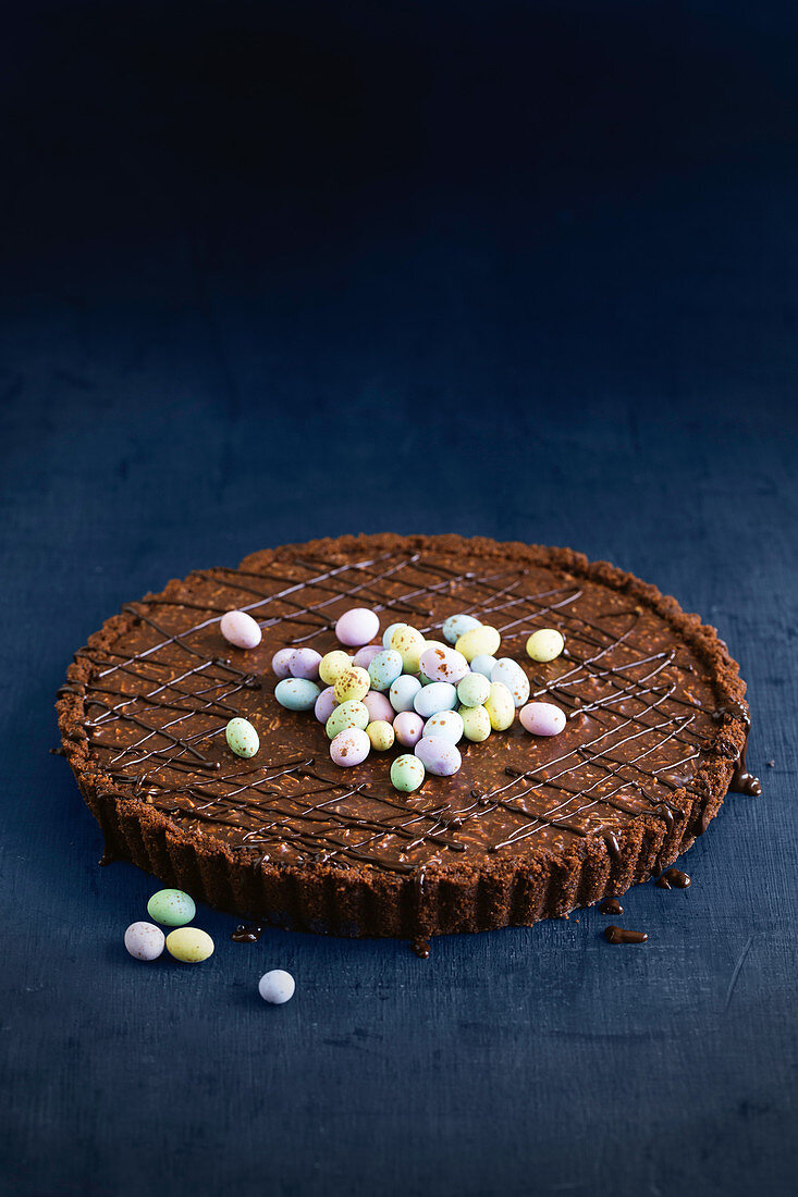 No-bake chocolate tart with Easter eggs