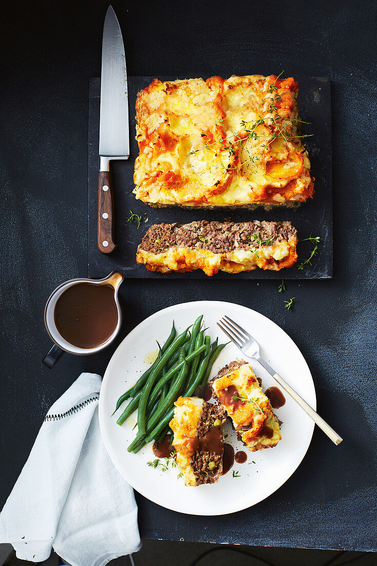 Hackbraten mit Kartoffel-Kürbis-Kruste