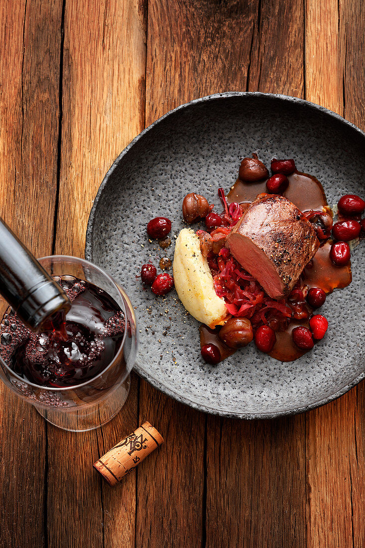 Venison with cranberries, chestnuts and red cabbage
