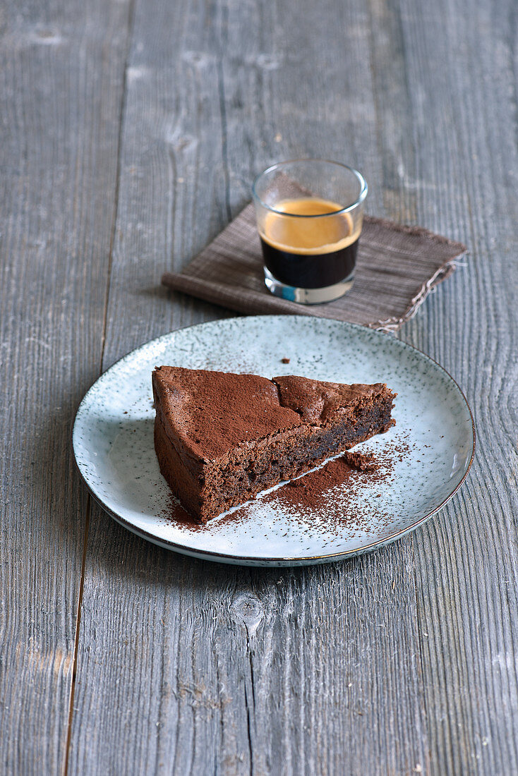 Chocolate mousse tart with an espresso