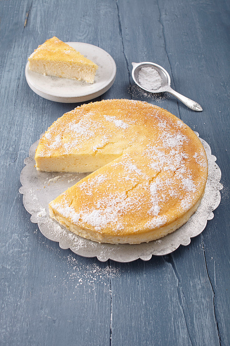 Käsekuchen ohne Boden, angeschnitten