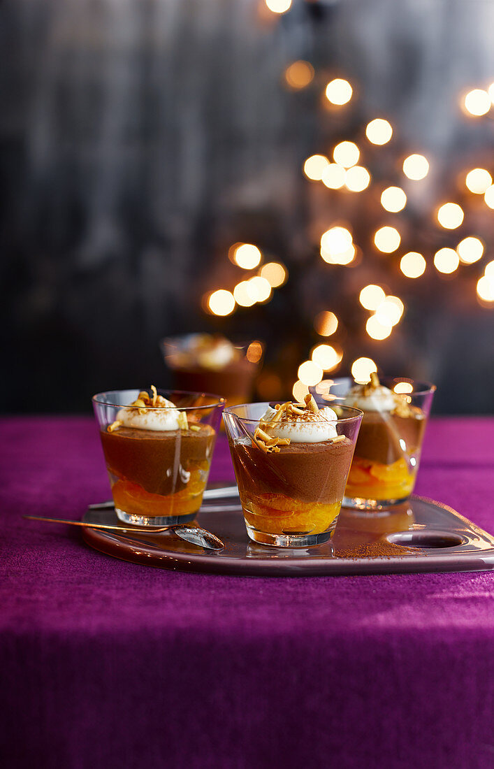 Schokoladen-Orangen-Creme im Glas (weihnachtlich)