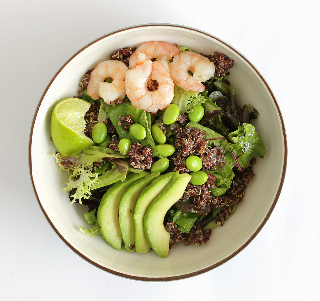 Quinoa salad with shrimps, edamame and avocado