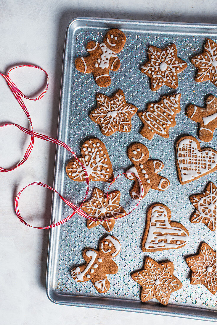 Gingerbread biscuits with sugar icing for Christmas