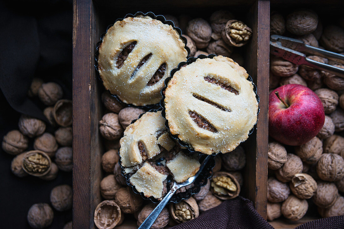 Vegan walnut and apple tartlets