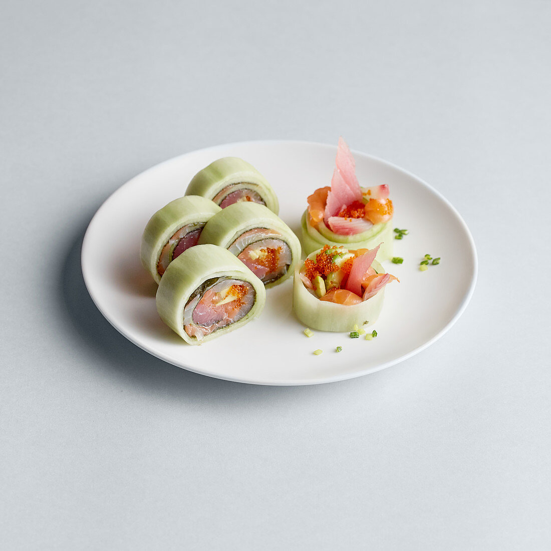 Sushi mit Lachs und Kaviar