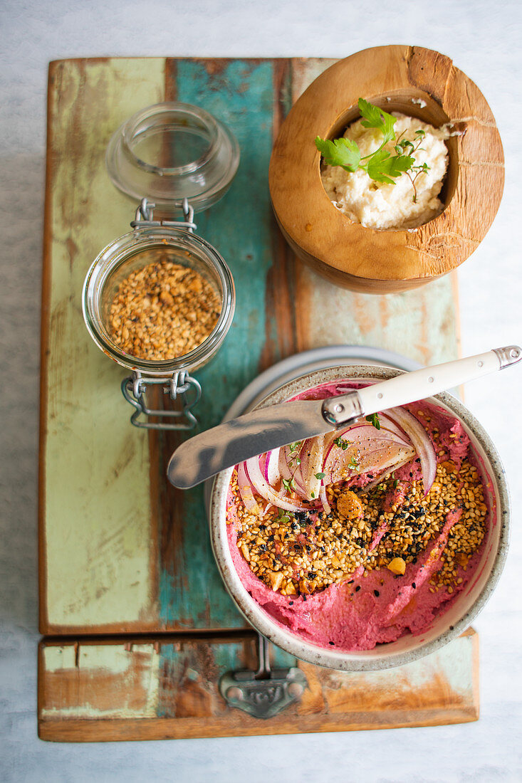 Beetroot hummus with caraway and red onion