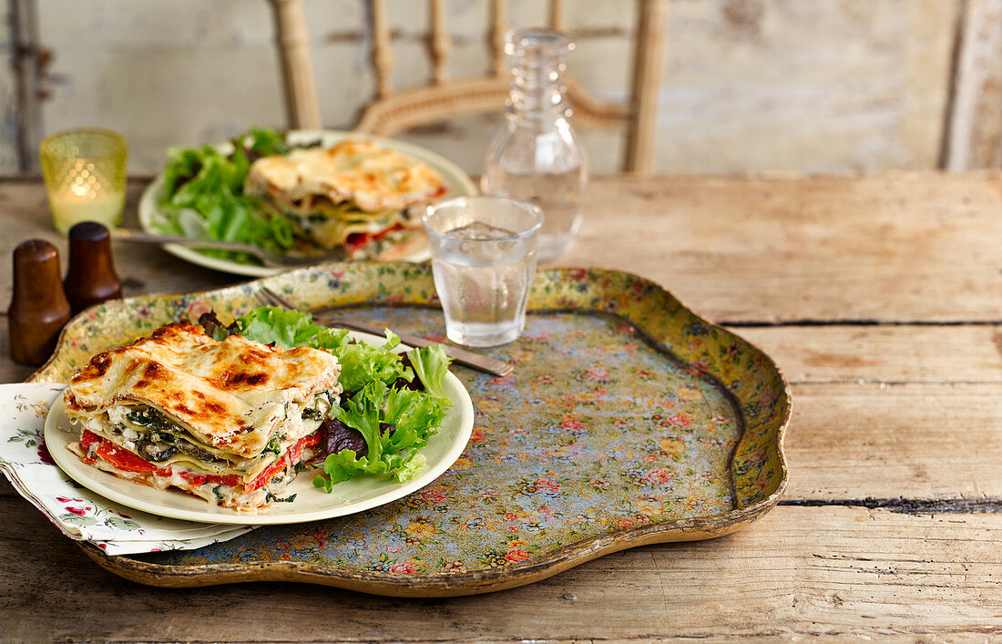 Lasagne mit Salat