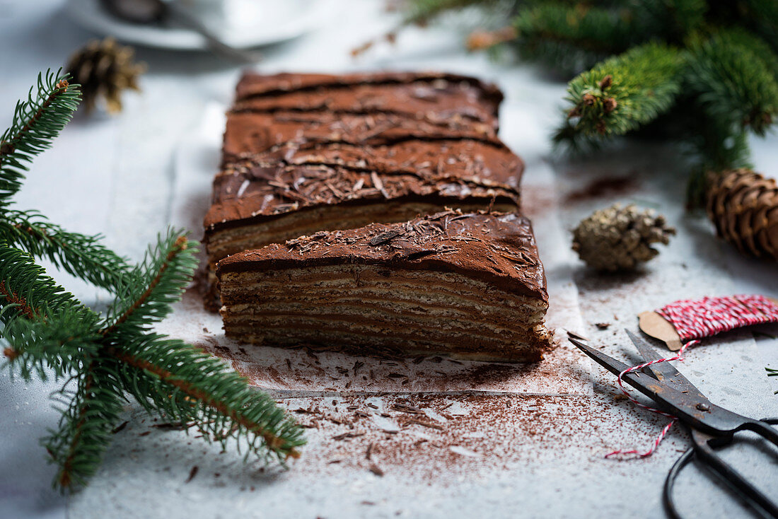 Vegan nougat tree cake for Christmas