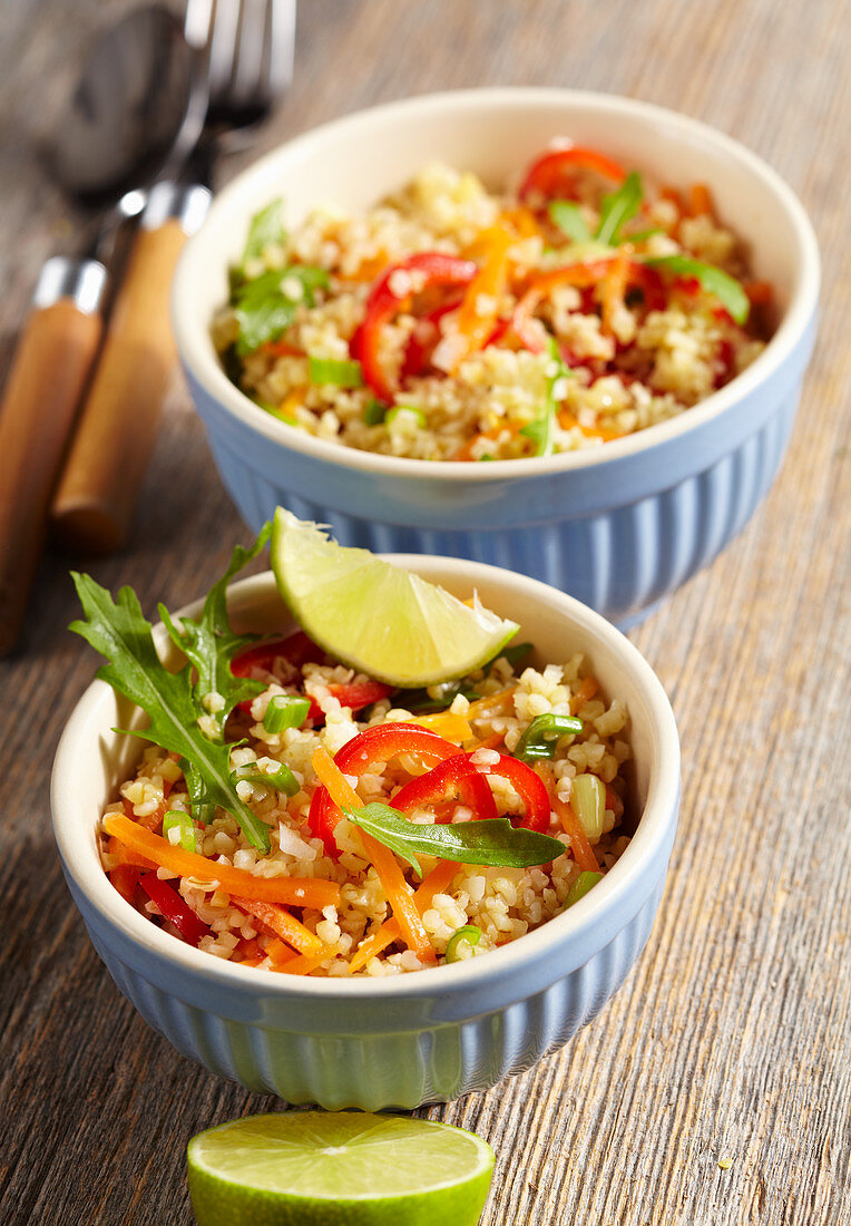 Vegan bulgur and carrot salad with peppers