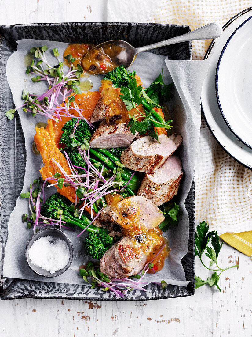 Quick Roast Pork with Pear and Apricot Relish