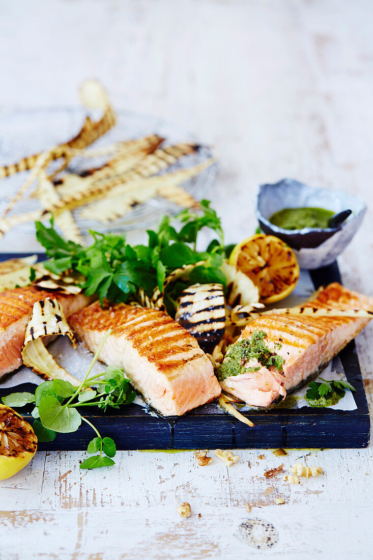 Salmon with Walnut Pesto and Parsnip Chips