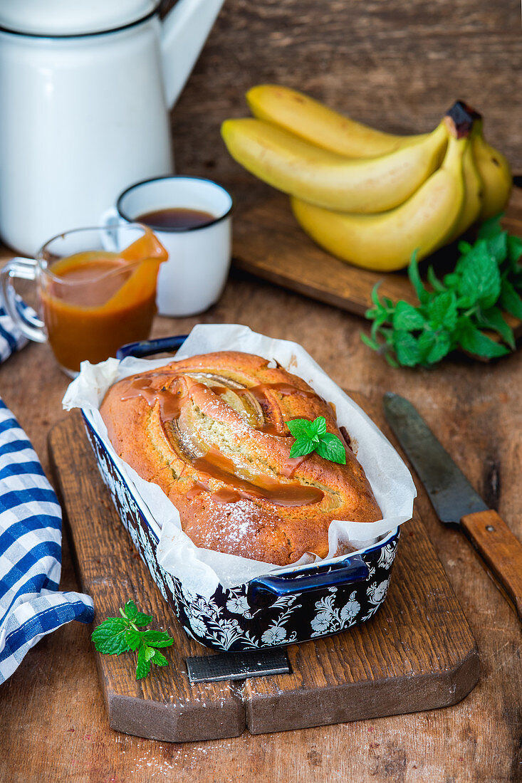 Banana cake with caramel