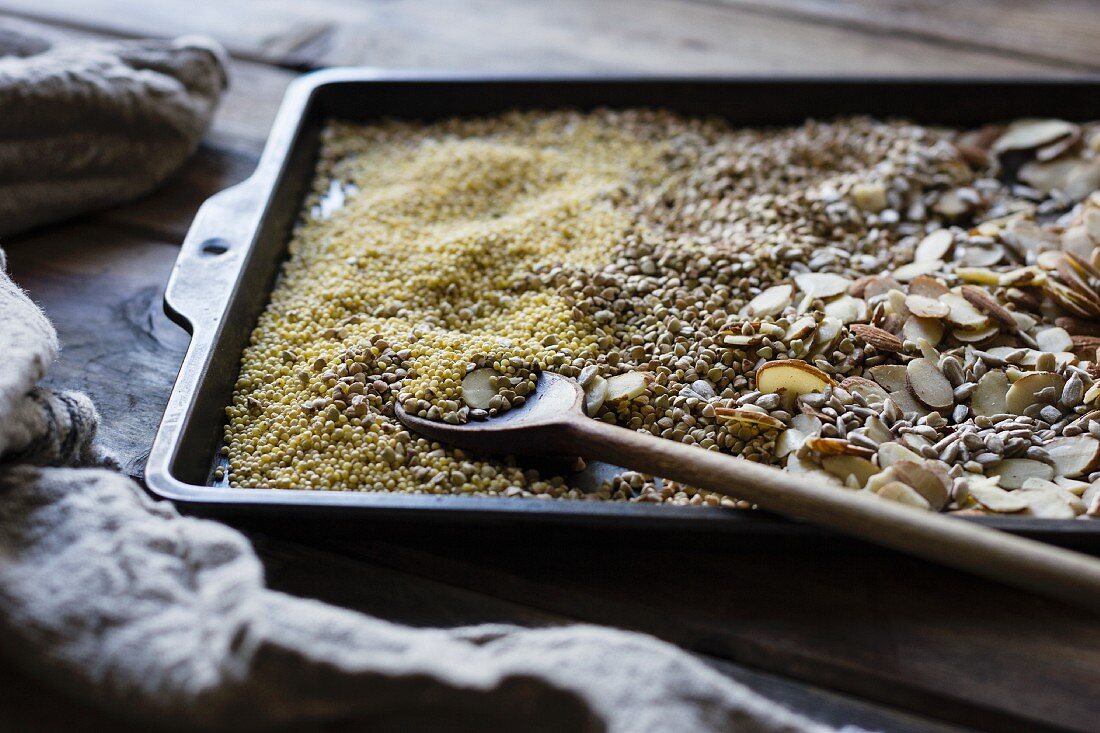 Cooking of a Gluten-Free Vegan Nut and Seed Bread