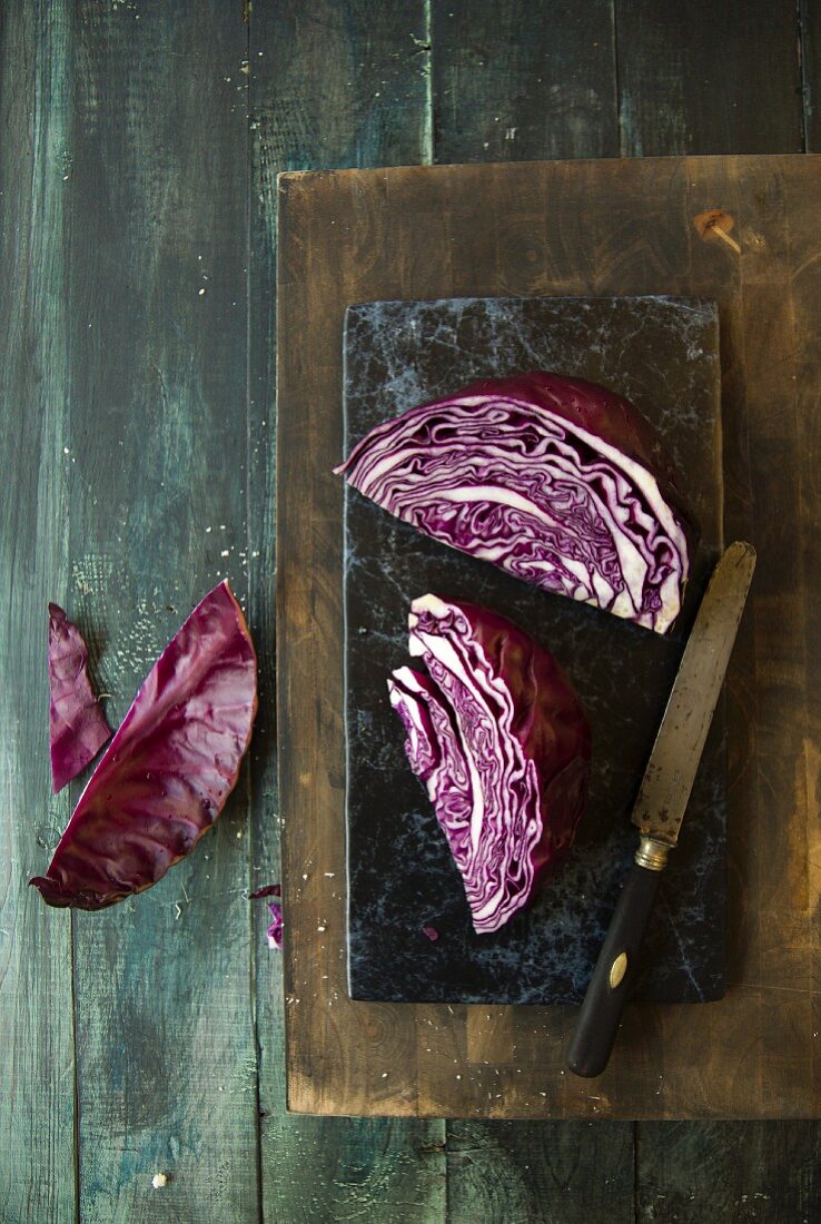Chopped red cabbage on a chopping board