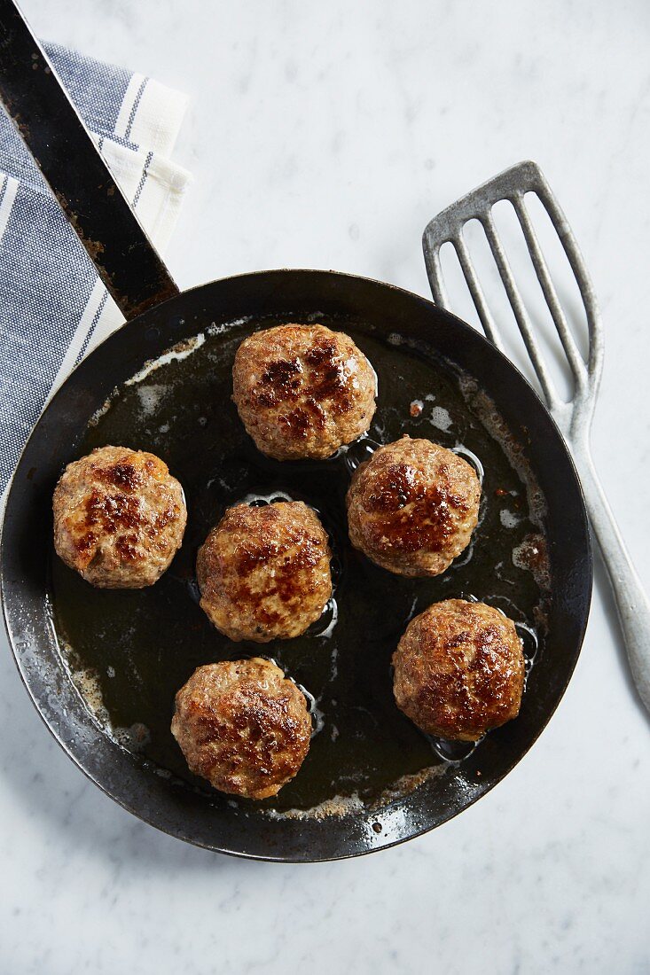 Classic mini meatballs