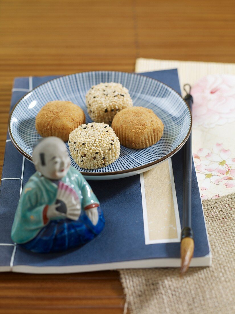 Rice balls with sesame seeds (Japan)