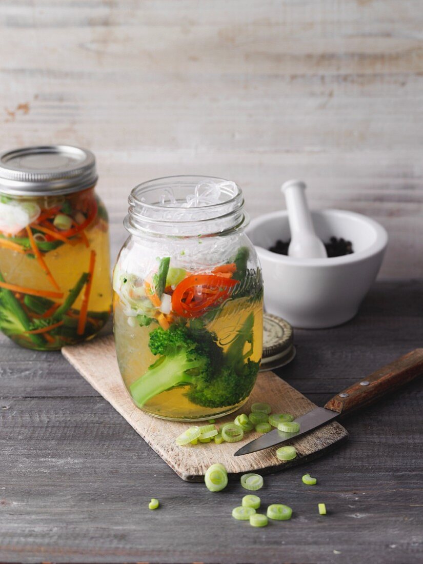 Instant kelp noodles in a glass jar