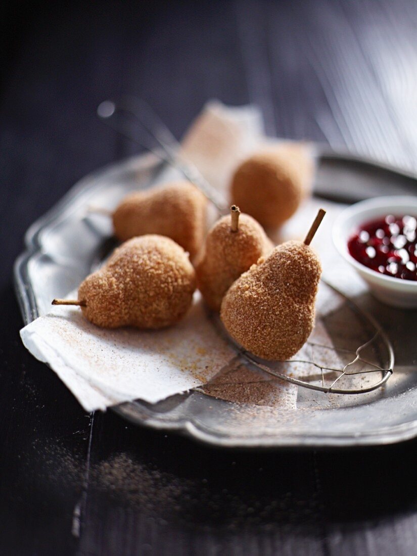 Pear and cinnamon dumplings