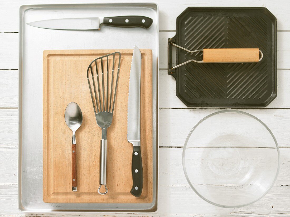 Kitchen utensils for making bruschetta