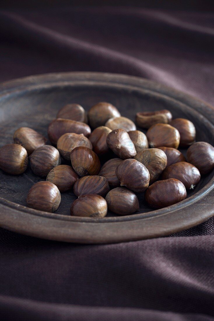A plate of fresh chestnuts