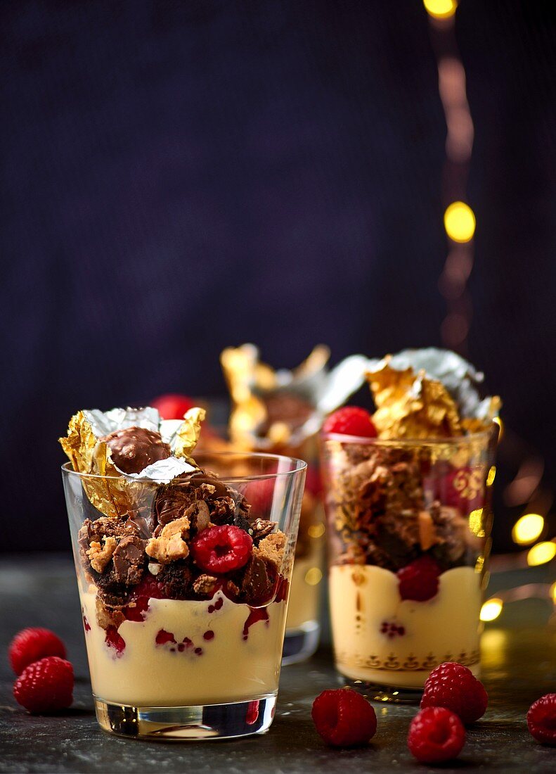 A festive marsala and raspberry trifle