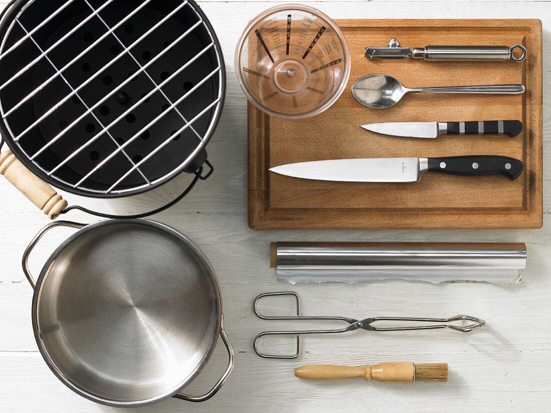 Kitchen utensils for grilling fruit