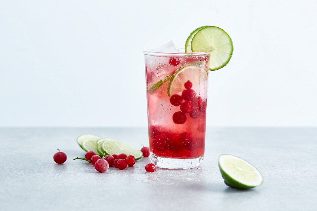 Cranberry and lime spritzer with lemonade